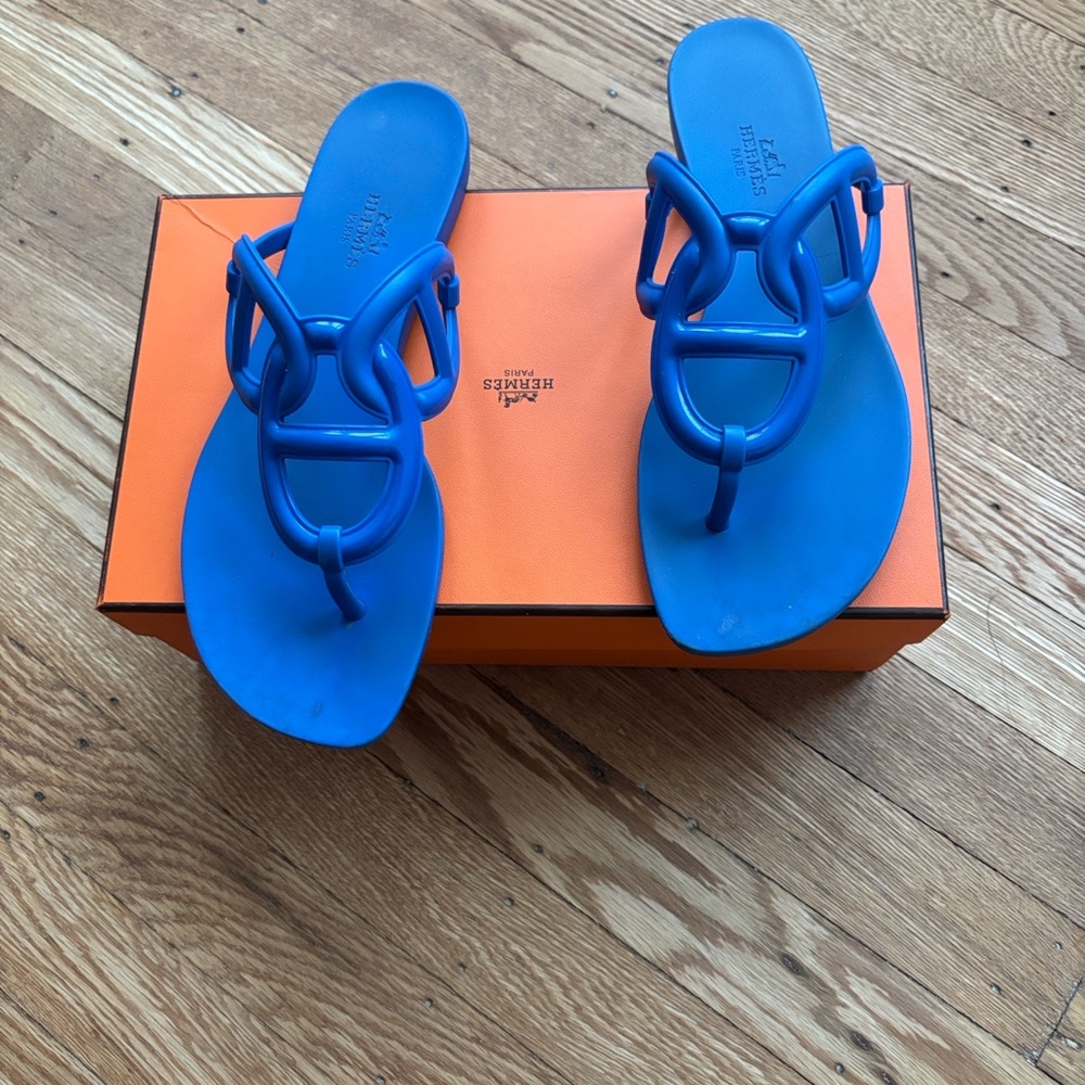 Hermes Vibrant Blue Women's Sandals